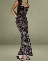Darsih Maxi Dress in Flocked Rar Leopard