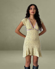 Gysele Mini Dress in Flowing Flower Yellow