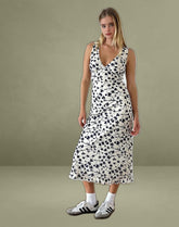 Gabriela Midi Dress in Grunge Floral Flock Cream