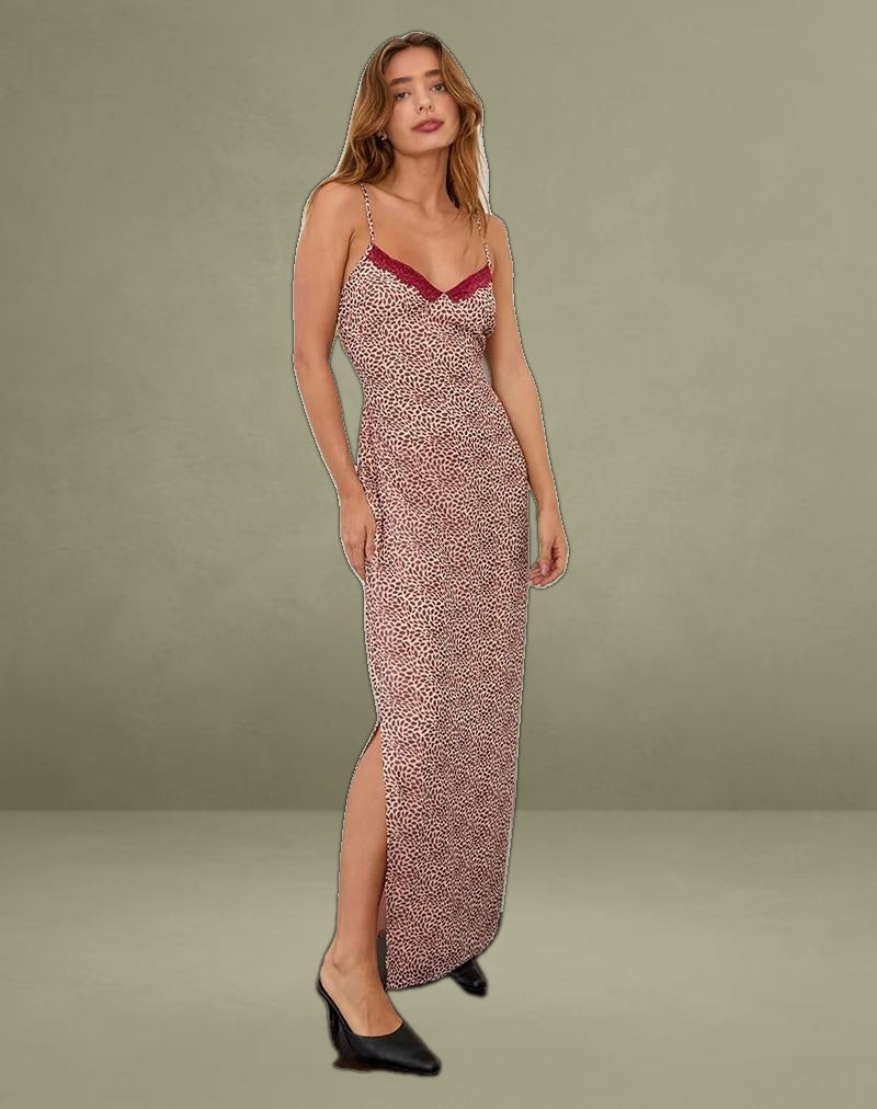 Naoya Midi Dress in Pink and Brown Lips Print