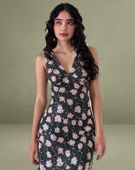 Gabriela Midi Dress in Falling Rose Jet Black