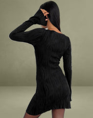 Sevila Long Sleeve Mini Dress in Crinkle Black
